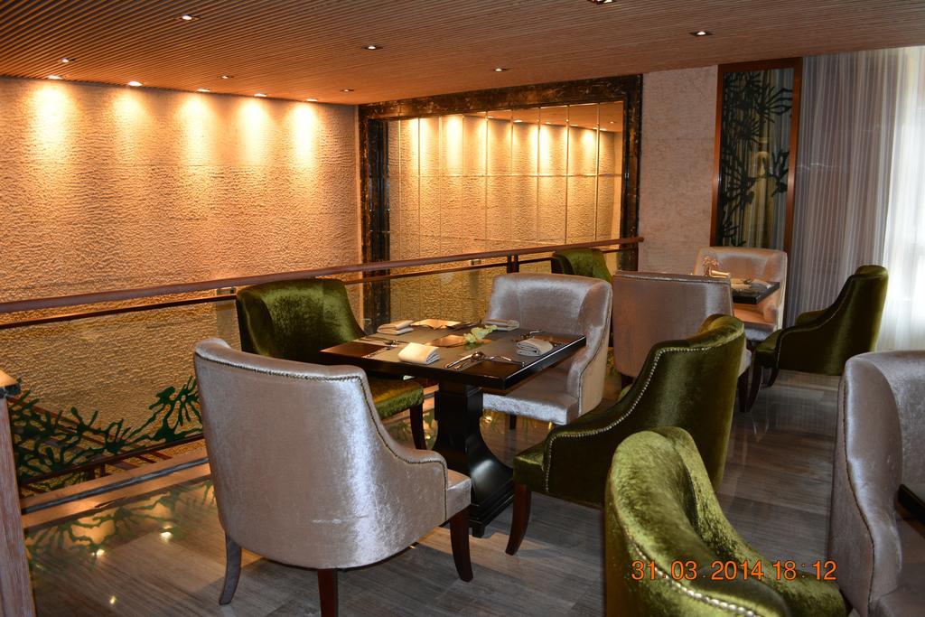 Mareka Haihe International Hotel Xichang Esterno foto